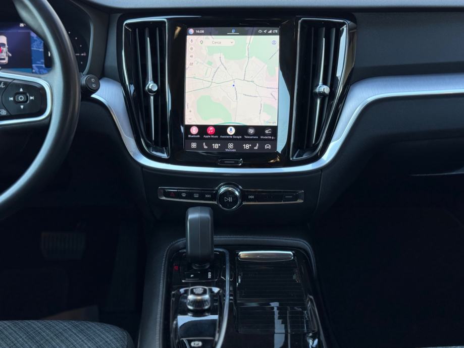 Volvo V60 Recharge T6 PLUG-IN HYBRID AWD CORE | 24MJ JAMSTVA | U PDV-U, fotografija 6