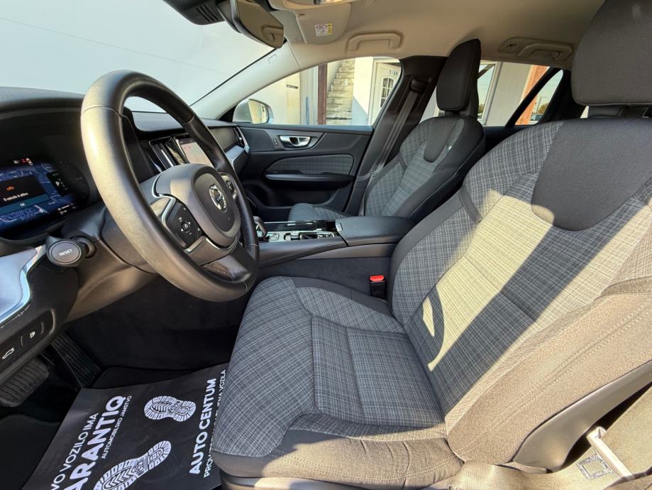 Volvo V60 Recharge T6 PLUG-IN HYBRID AWD CORE | 24MJ JAMSTVA | U PDV-U, fotografija 10