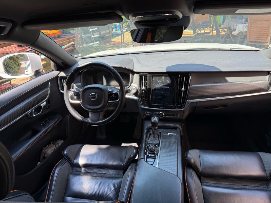 Volvo V90 Cross Country D4 AWD automatik Ocean Race, fotografija 6