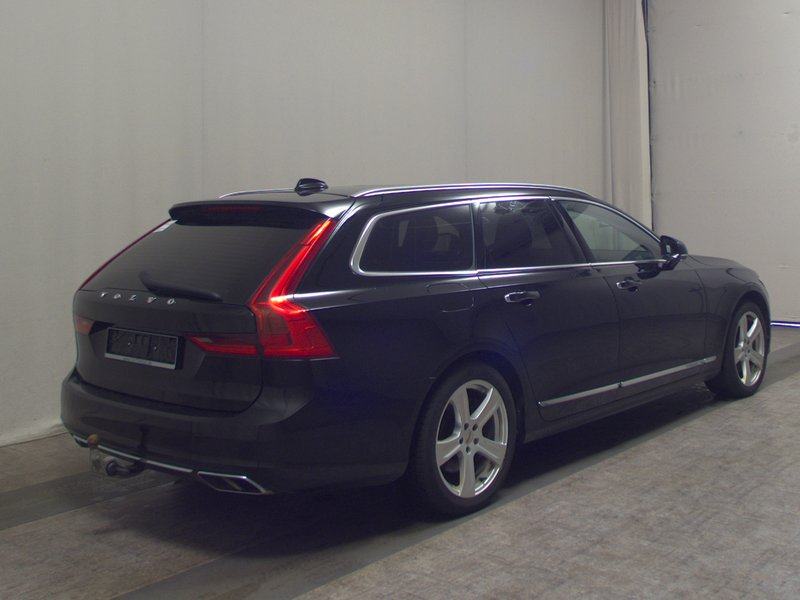 Volvo V90 T8 AWD Hybrid Inscription automatik • panorama • ACC, fotografija 4