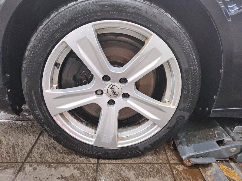 Volvo V90 T8 AWD Hybrid Inscription automatik • panorama • ACC, fotografija 11