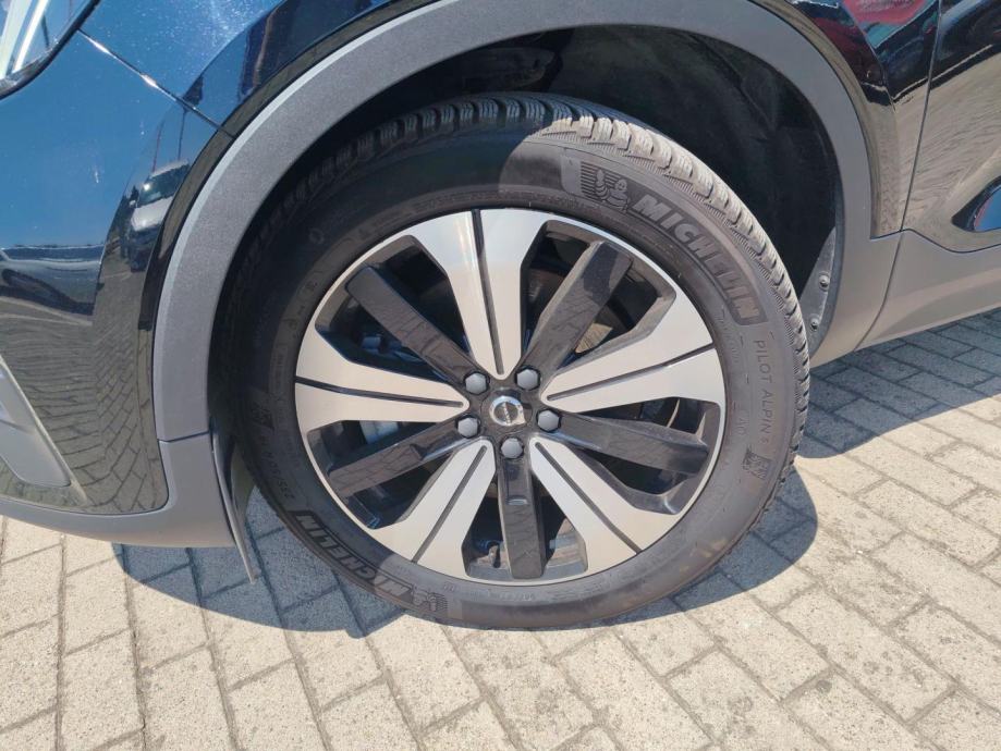 Volvo XC40 1.5T5 TWE 262HP ULTRA BRIGHT AT FWD DCT, NAV, KAMERA, TEMPO, fotografija 8