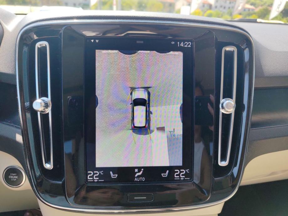 Volvo XC40 1.5T5 TWE 262HP ULTRA BRIGHT AT FWD DCT, NAV, KAMERA, TEMPO, fotografija 18