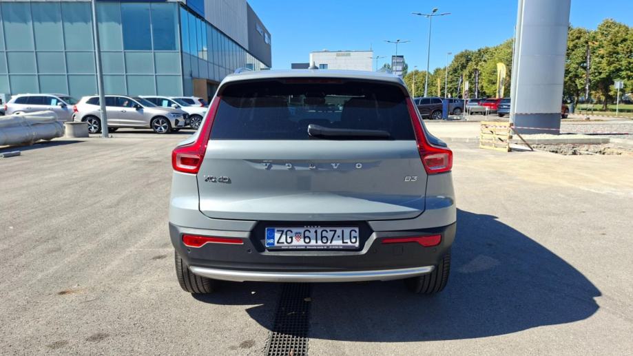 Volvo XC40 B3 MILD HYBRID PETROL CORE 163HP, JAMSTVO, fotografija 8