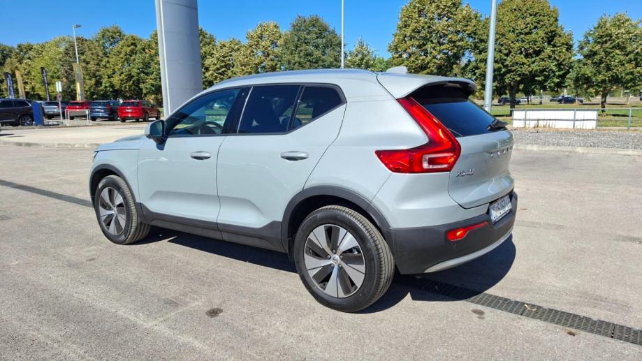 Volvo XC40 B3 MILD HYBRID PETROL CORE 163HP, JAMSTVO, fotografija 10