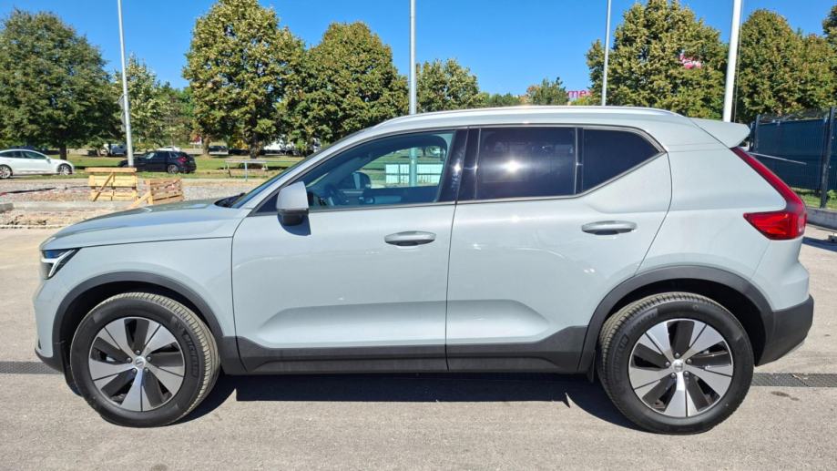 Volvo XC40 B3 MILD HYBRID PETROL CORE 163HP, JAMSTVO, fotografija 11