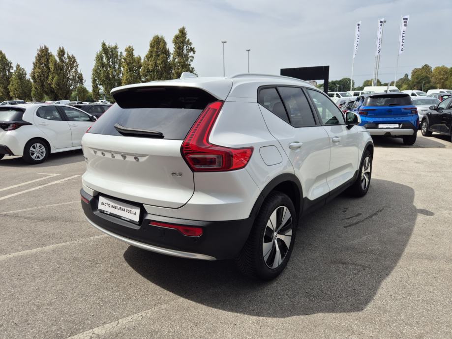 Volvo XC40 B3 Mild hybrid Petrol Core Automatik, fotografija 5