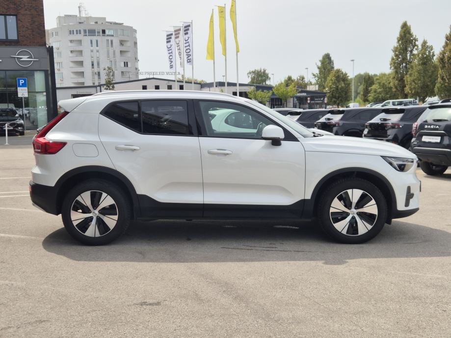 Volvo XC40 B3 Mild hybrid Petrol Core Automatik, fotografija 4