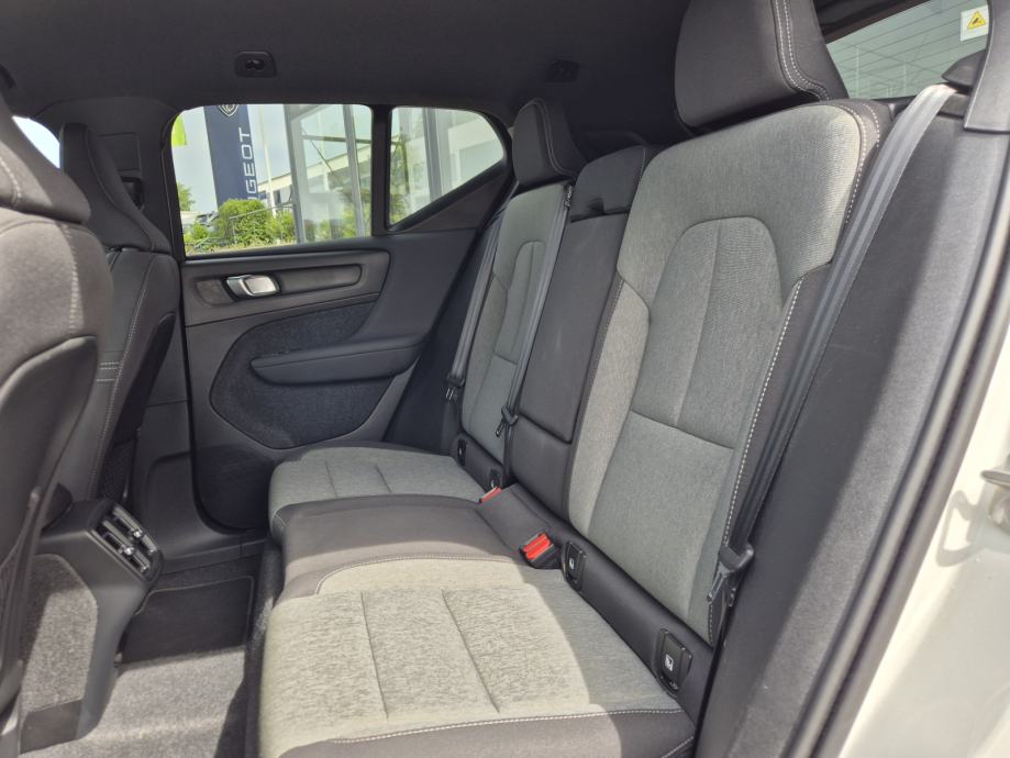 Volvo XC40 B3 Mild hybrid Petrol Core Automatik, fotografija 10