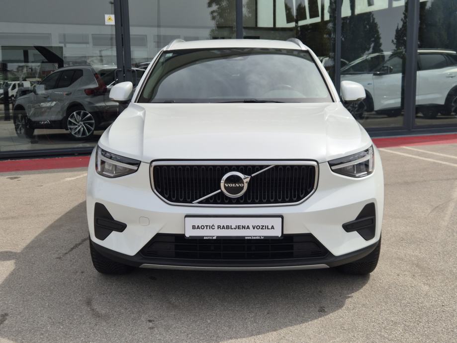 Volvo XC40 B3 Mild hybrid Petrol Core Automatik, fotografija 2