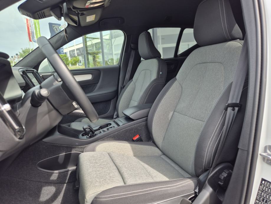 Volvo XC40 B3 Mild hybrid Petrol Core Automatik, fotografija 9
