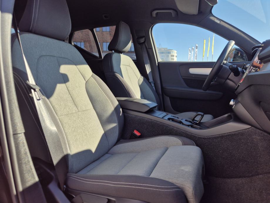 Volvo XC40 B3 Mild hybrid Petrol Core Automatik, fotografija 11