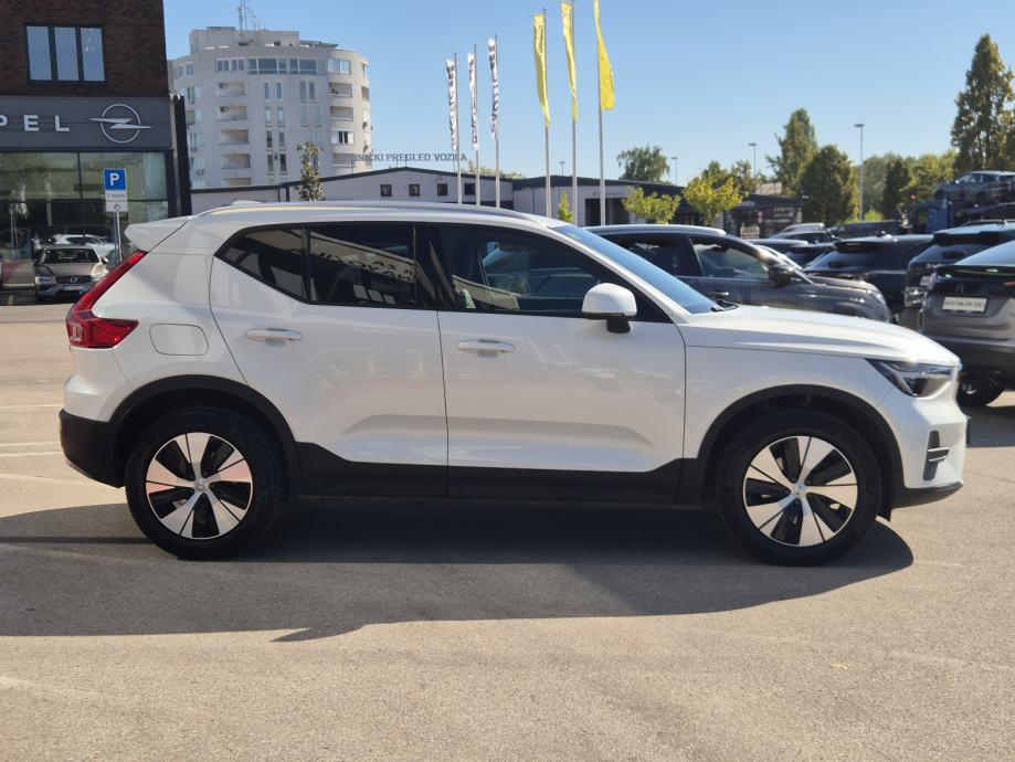 Volvo XC40 B3 Mild hybrid Petrol Core Automatik, fotografija 4