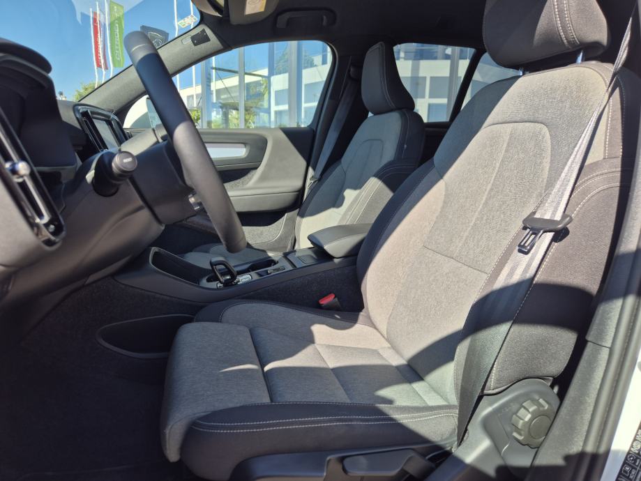 Volvo XC40 B3 Mild hybrid Petrol Core Automatik, fotografija 9