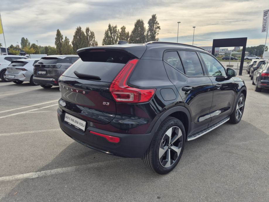 Volvo XC40 B3 Mild hybrid Plus Dark AT FWD DCT, fotografija 7