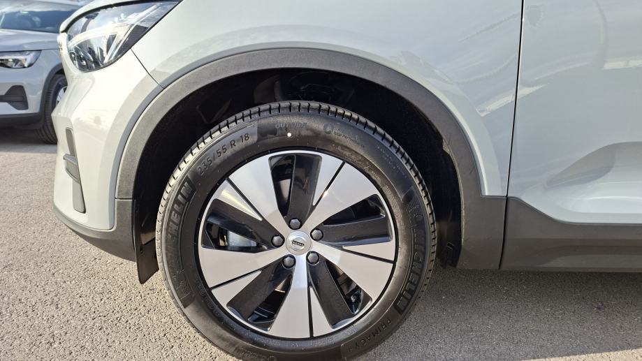 Volvo XC40 B3(P) CORE, NAV, KAMERA, TEMPOMAT, fotografija 14