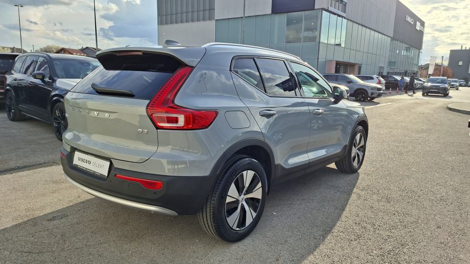 Volvo XC40 B3(P) CORE, NAV, KAMERA, TEMPOMAT, fotografija 6
