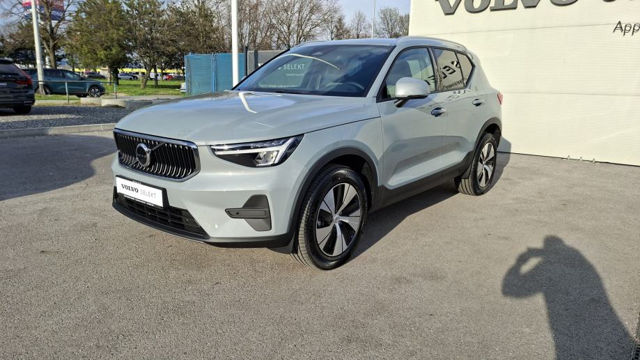 Volvo XC40 B3(P) CORE, NAV, KAMERA, TEMPOMAT, fotografija 12
