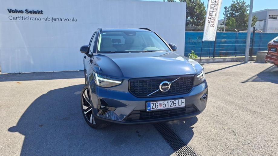 Volvo XC40 B4 MILD HYBRID PETROL ULTRA DARK, NAV, KAMERA, TEMPOMAT, JA, fotografija 3