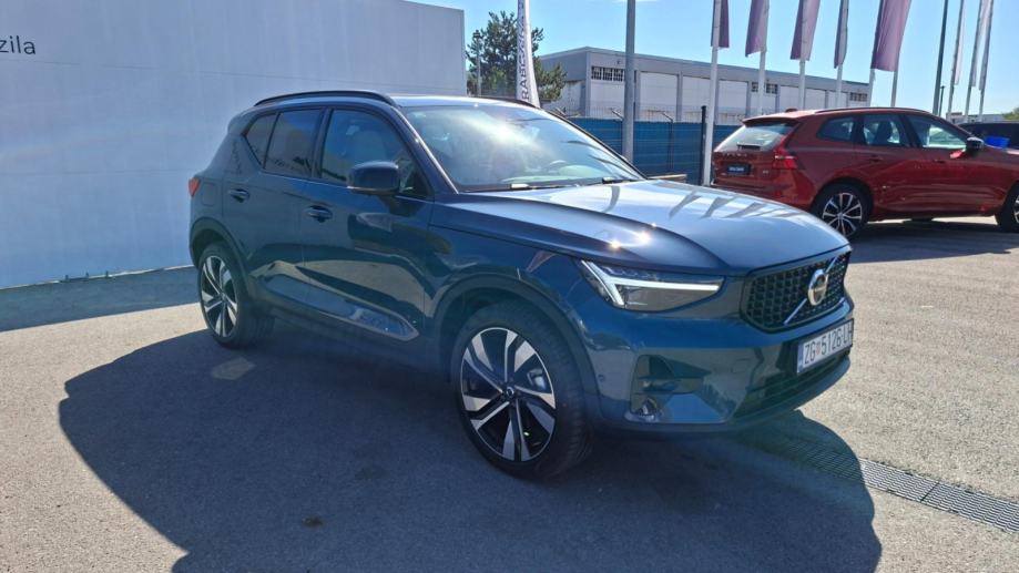 Volvo XC40 B4 MILD HYBRID PETROL ULTRA DARK, NAV, KAMERA, TEMPOMAT, JA, fotografija 4