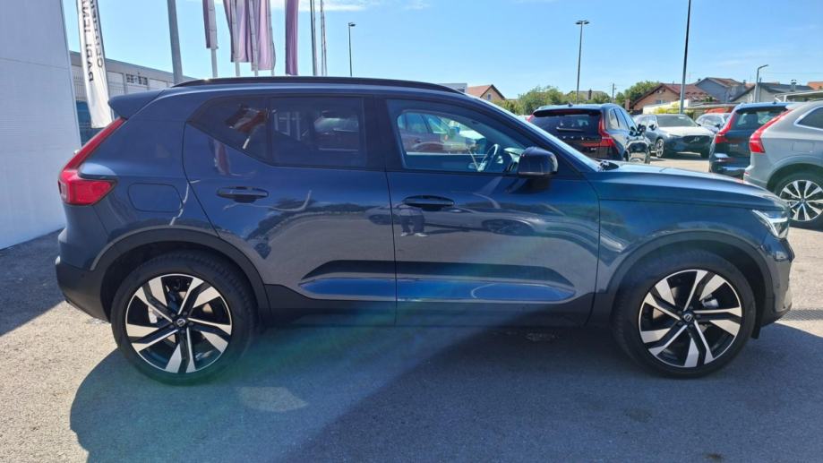 Volvo XC40 B4 MILD HYBRID PETROL ULTRA DARK, NAV, KAMERA, TEMPOMAT, JA, fotografija 5
