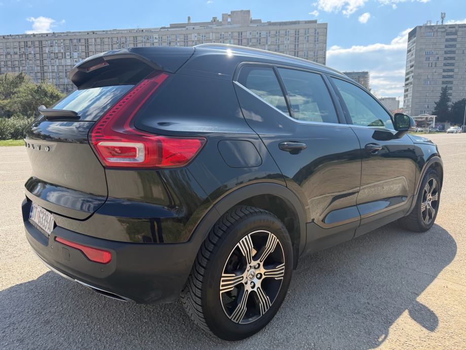 Volvo XC40 D3 INSCRIPTION registriran godinu dana, fotografija 6