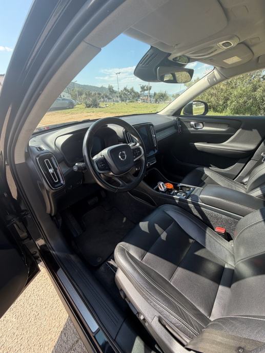 Volvo XC40 D3 INSCRIPTION registriran godinu dana, fotografija 7