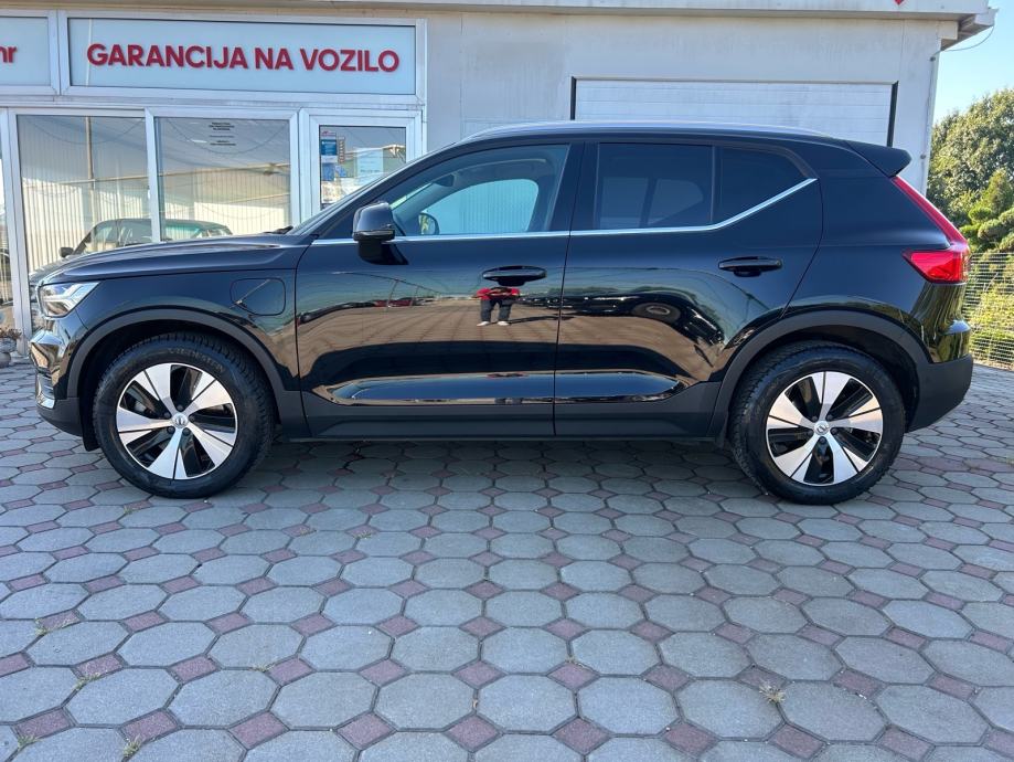 Volvo XC40 RECHARGE T4 2022.,PLUG IN+HYBRID+BENZIN, 211 Ks TOP, fotografija 4