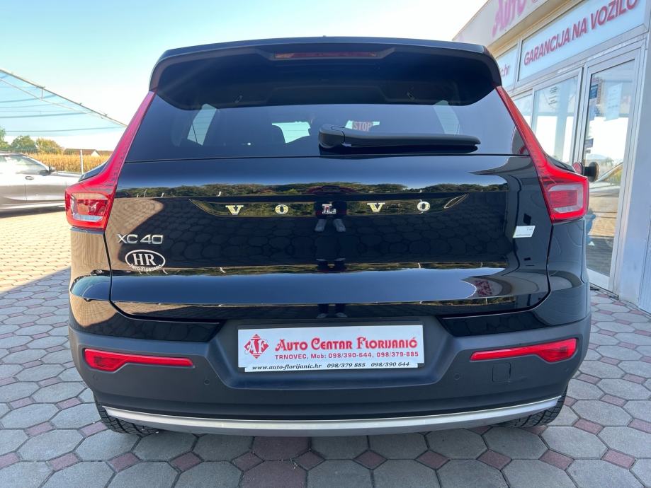 Volvo XC40 RECHARGE T4 2022.,PLUG IN+HYBRID+BENZIN, 211 Ks TOP, fotografija 6