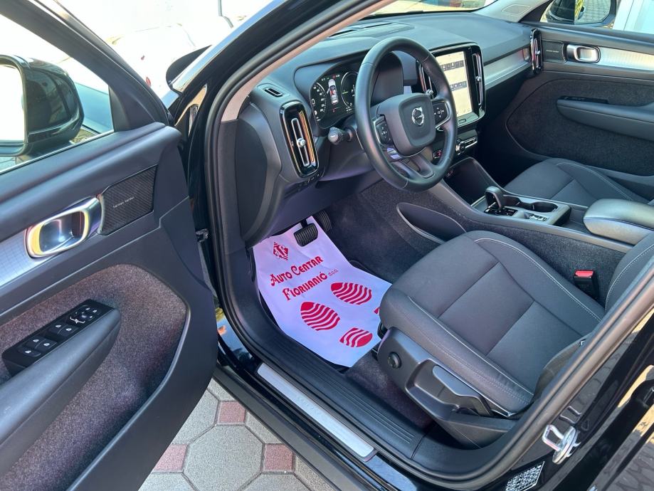 Volvo XC40 RECHARGE T4 2022.,PLUG IN+HYBRID+BENZIN, 211 Ks TOP, fotografija 10