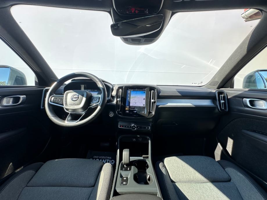 Volvo XC40 Recharge T4 PLUG-IN HYBRID CORE, fotografija 5