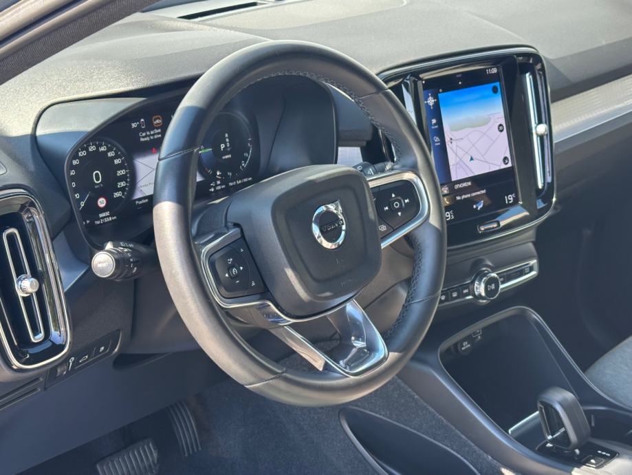 Volvo XC40 Recharge T4 PLUG-IN HYBRID CORE, fotografija 7