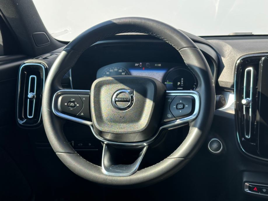 Volvo XC40 Recharge T4 PLUG-IN HYBRID CORE, fotografija 8
