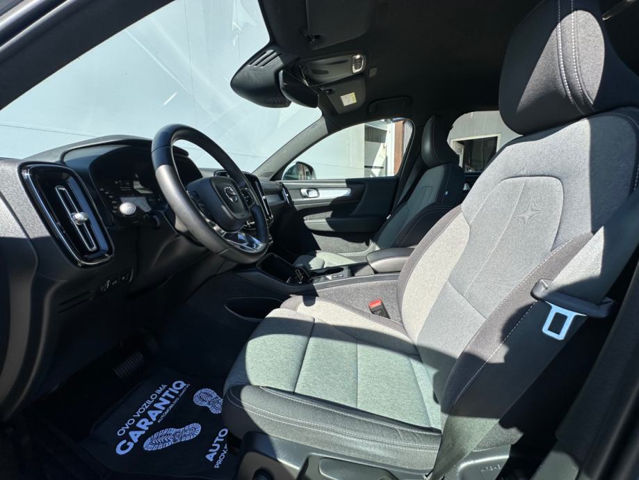 Volvo XC40 Recharge T4 PLUG-IN HYBRID CORE, fotografija 13