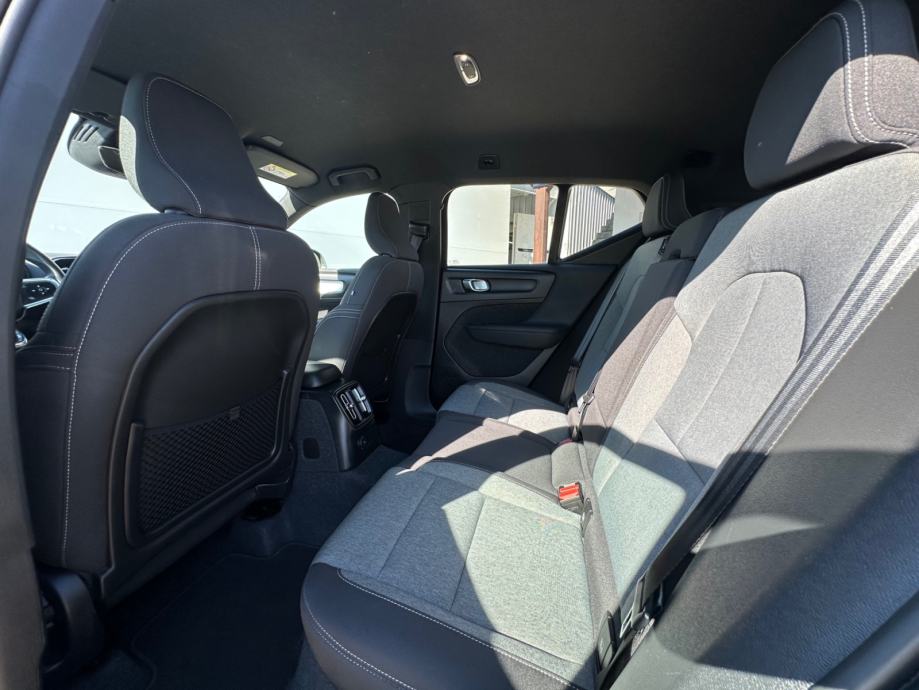 Volvo XC40 Recharge T4 PLUG-IN HYBRID CORE, fotografija 14