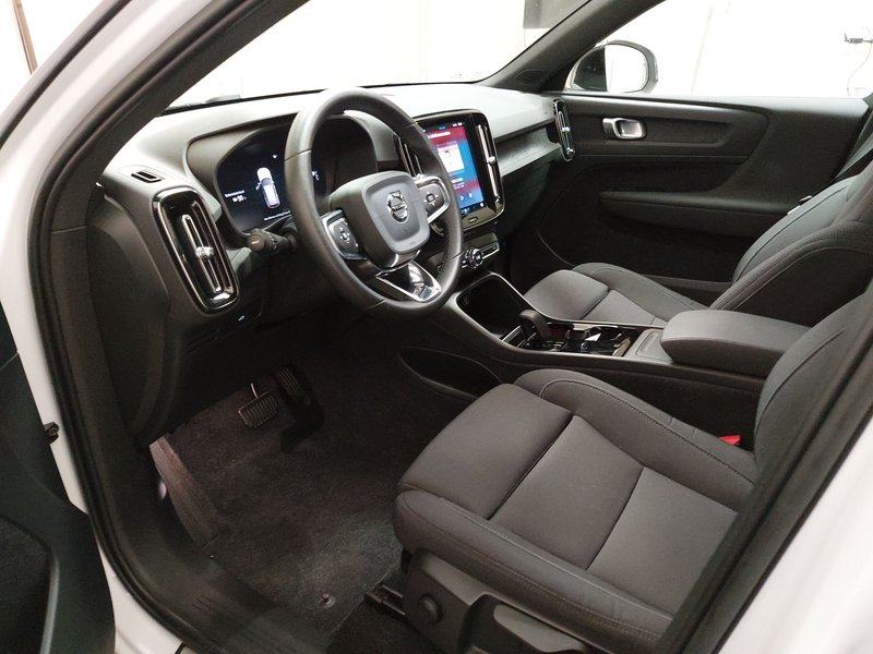 Volvo XC40 Recharge Twin Motor Core • 360° kamera • Full LED, fotografija 6