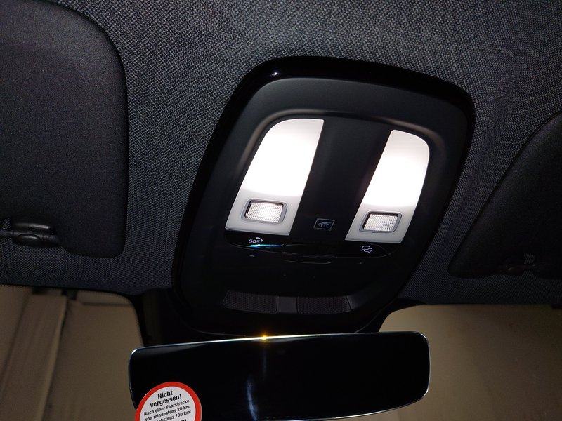 Volvo XC40 Recharge Twin Motor Core • 360° kamera • Full LED, fotografija 13