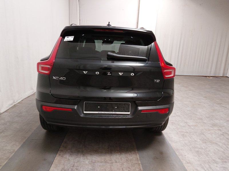 Volvo XC40 T2 automatik • 360° kamera • el. peta vrata, fotografija 14