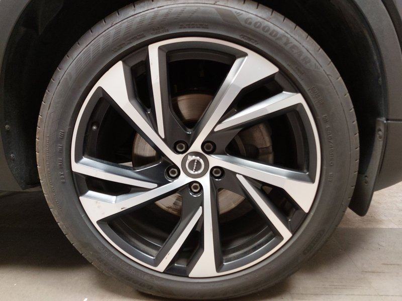 Volvo XC40 T4 automatik R-Design • 360° kamera • električna peta vrata, fotografija 8