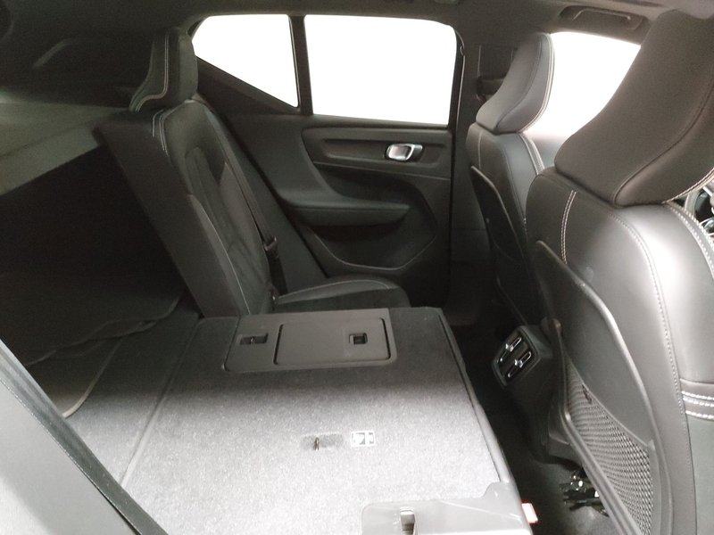 Volvo XC40 T4 automatik R-Design • 360° kamera • električna peta vrata, fotografija 11