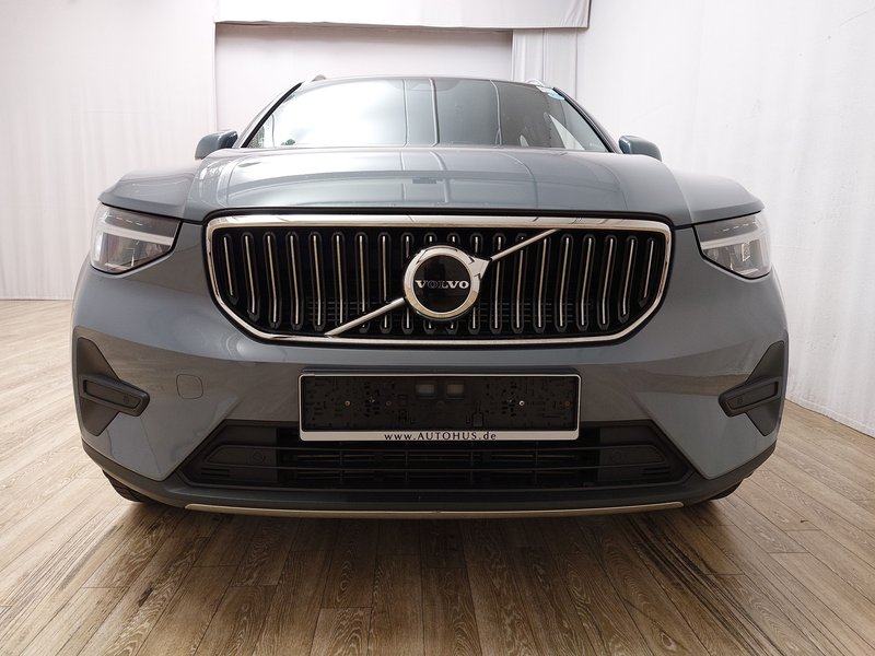 Volvo XC40 T4 Recharge automatik Core • ACC • električna vrata, fotografija 9