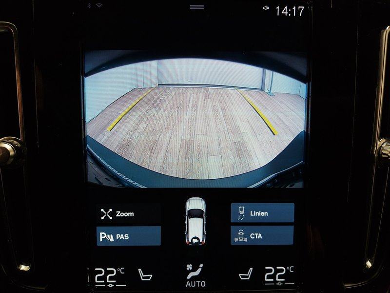Volvo XC40 T4 Recharge automatik Core • ACC • električna vrata, fotografija 15