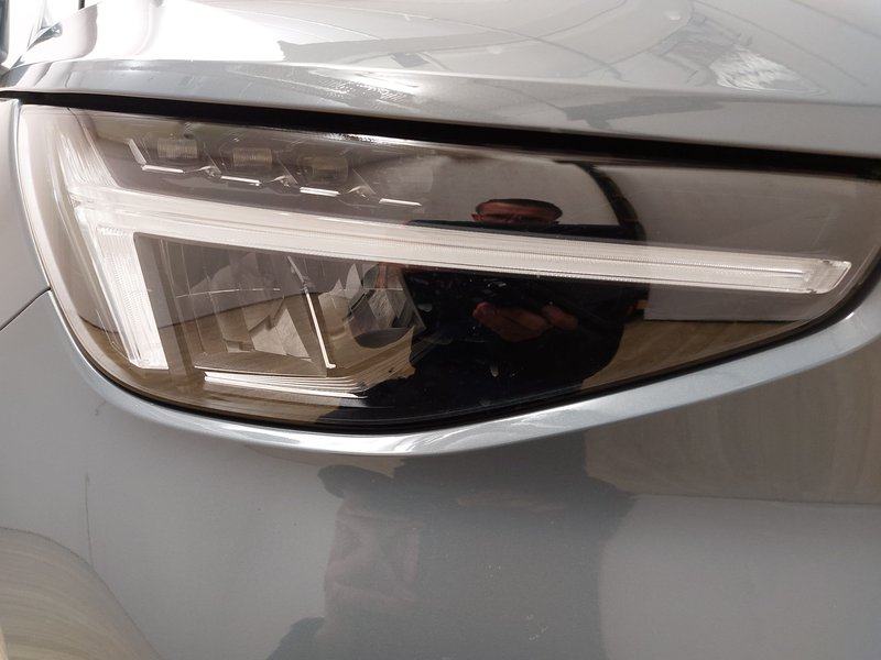Volvo XC40 T4 Recharge automatik Core • ACC • električna vrata, fotografija 17