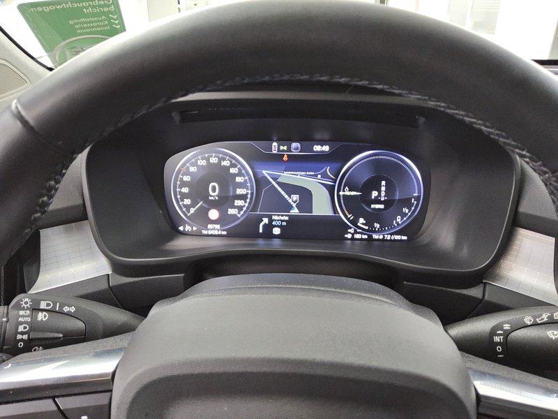 Volvo XC40 T4 Recharge Inscription automatik • Full LED • digitalni in, fotografija 8
