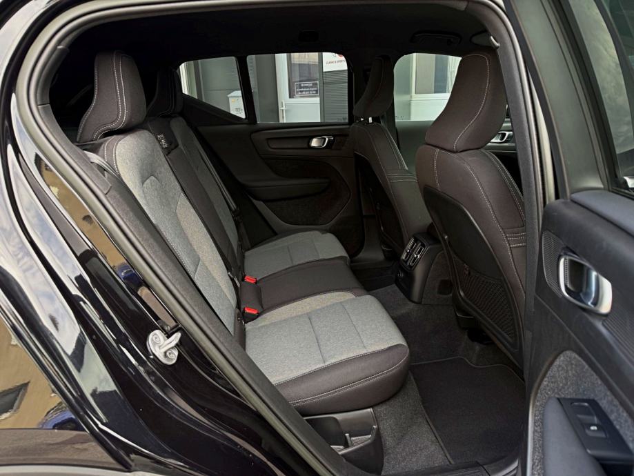 Volvo XC40 T4 Recharge |novi model|LED|DAB|Keyless, fotografija 13