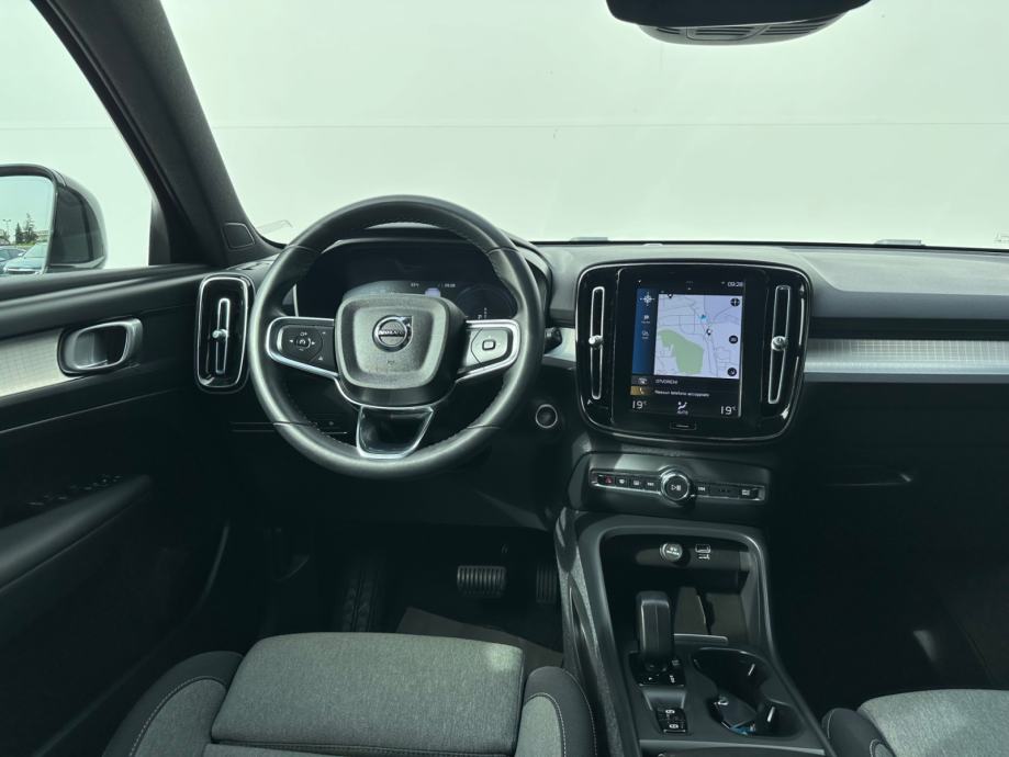 Volvo XC40 T4 RECHARGE PLUG-IN HYBRID | 24MJ JAMSTVA | U PDV-U, fotografija 6