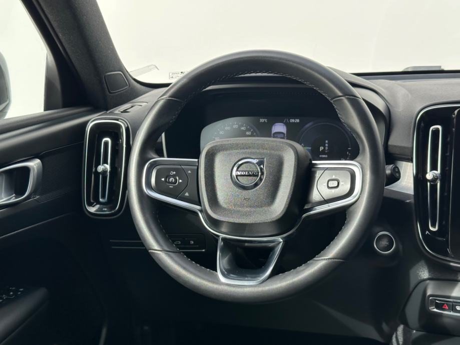 Volvo XC40 T4 RECHARGE PLUG-IN HYBRID | 24MJ JAMSTVA | U PDV-U, fotografija 8