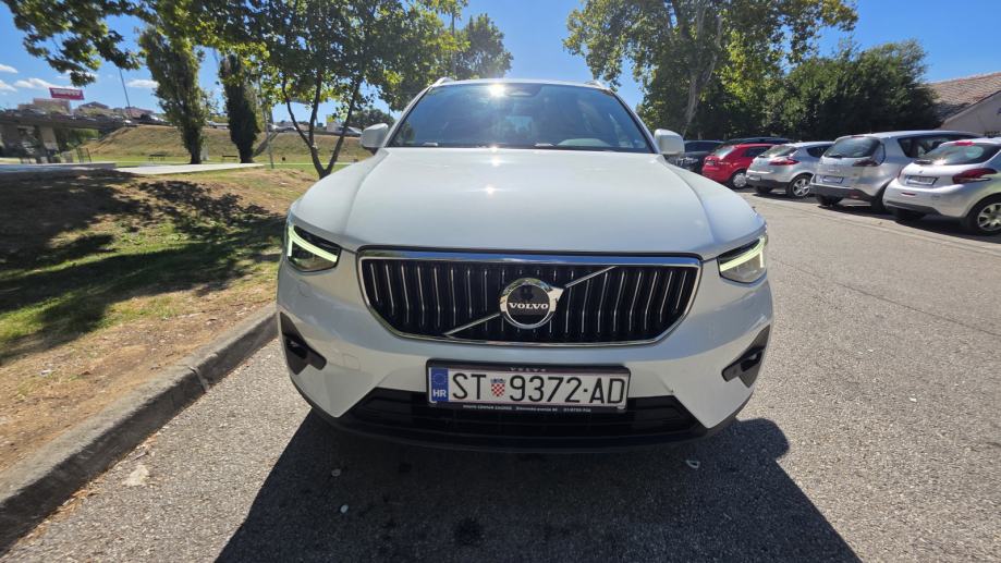 Volvo XC40 ULTRA BRIGHT AT AWD DCT, fotografija 6
