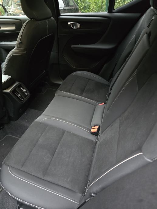 Volvo XC40 , automatik, 2 0, 145 kw, benzin, 38000 km, fotografija 4
