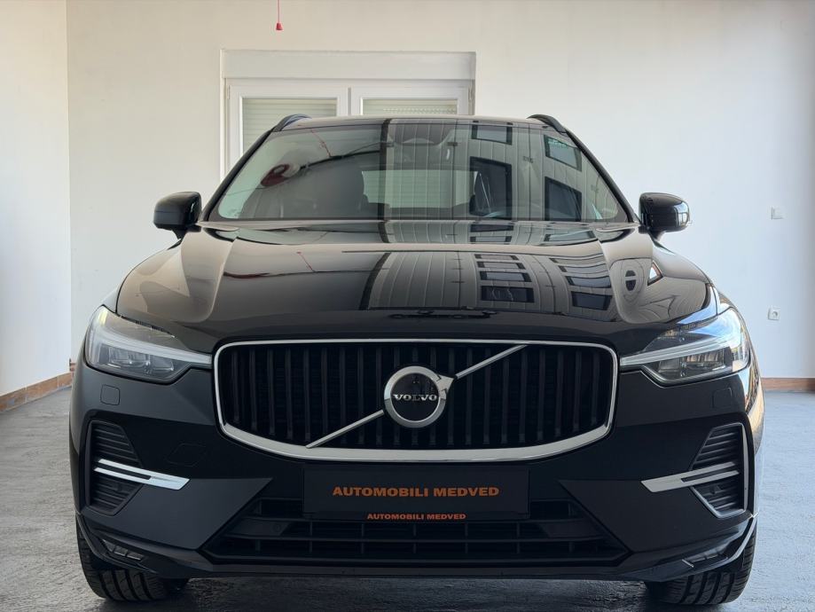 Volvo XC60 2.0 B4, 145 KW, FULL LED,VIRTUAL,KAMERA,KUKA,JAMSTVO 24 mj!, fotografija 4